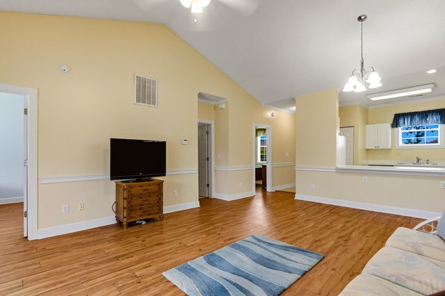 4657 Wild Iris Dr Apt 303, Myrtle Beach, SC 29577