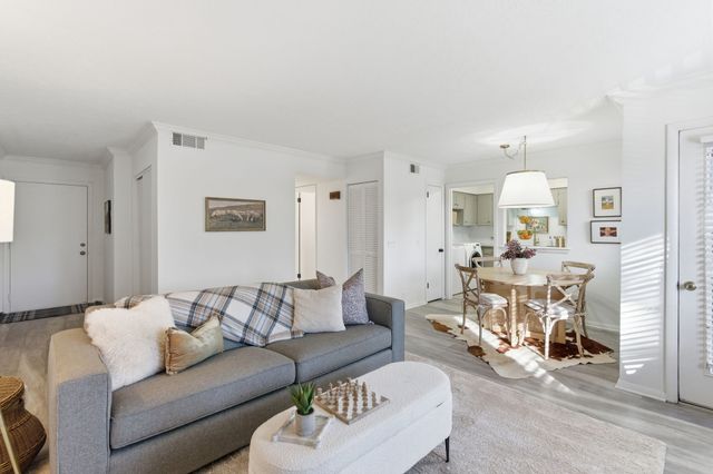 5326 Edmondson Pike Apt 3, Nashville, TN 37211