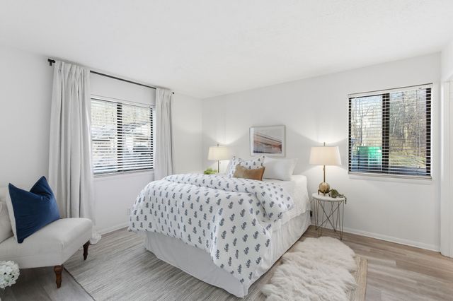 5326 Edmondson Pike Apt 3, Nashville, TN 37211