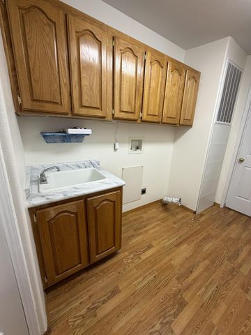 2363 Pine Court, Grants Pass, OR 97527