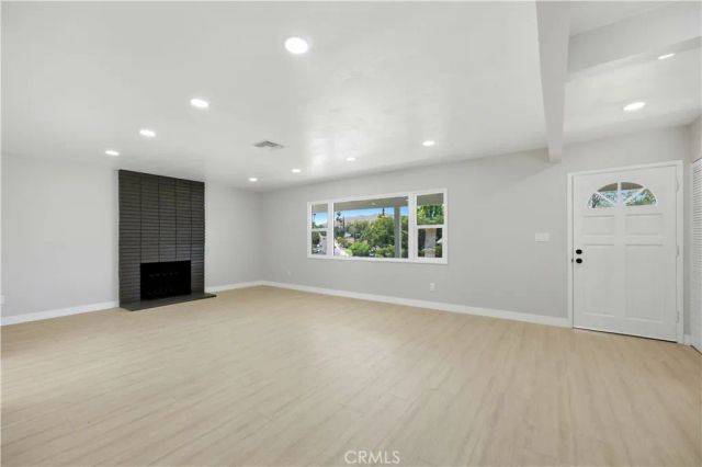 3682 Mt Vernon, Riverside, CA 92507