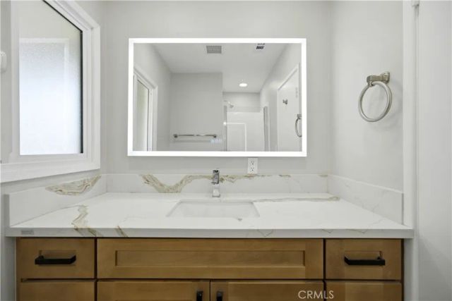 3682 Mt Vernon, Riverside, CA 92507