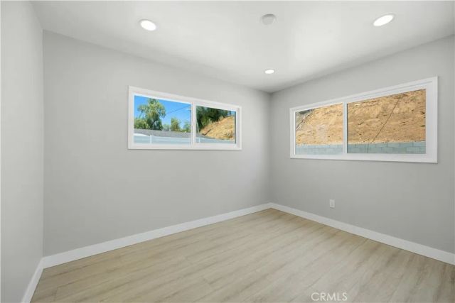 3682 Mt Vernon, Riverside, CA 92507