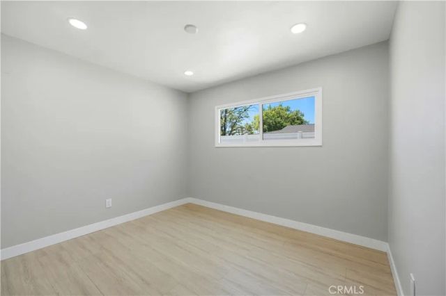 3682 Mt Vernon, Riverside, CA 92507