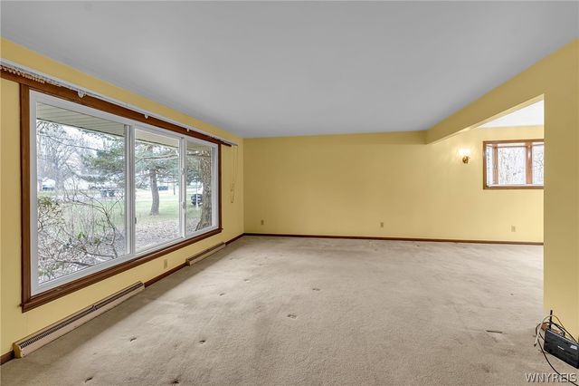 3420 Stony Point Road, Grand Island, NY 14072