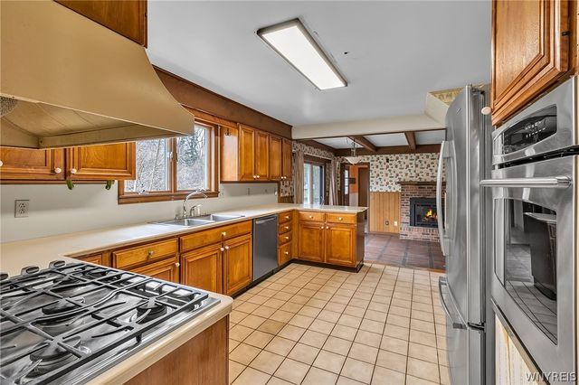 3420 Stony Point Road, Grand Island, NY 14072