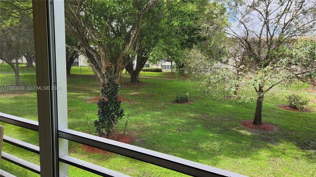 2403 Antigua Circle L2, Coconut Creek, FL 33066