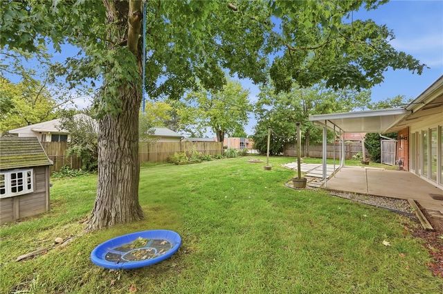 118 Jeanette Avenue, Centerville, OH 45458