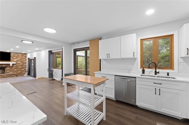 4441 Merlin Drive, Uniontown, OH 44685