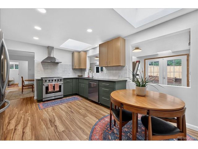 10105 W 17th Pl, Lakewood, CO 80215