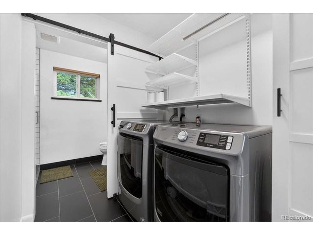 10105 W 17th Pl, Lakewood, CO 80215