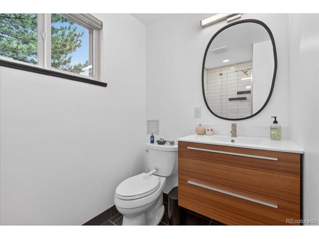 10105 W 17th Pl, Lakewood, CO 80215