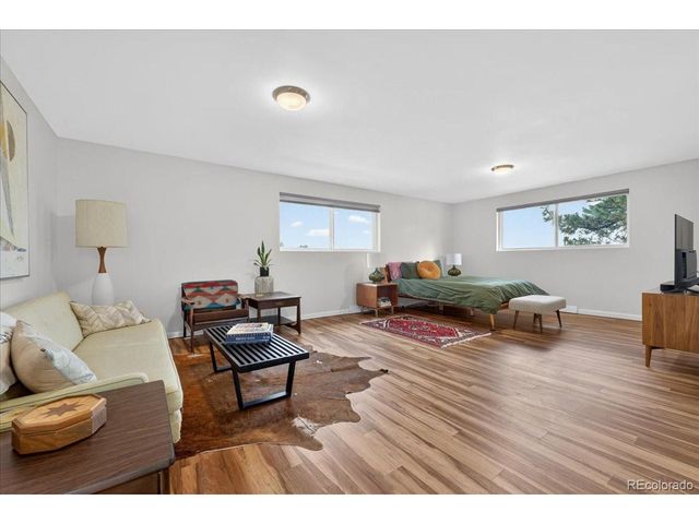 10105 W 17th Pl, Lakewood, CO 80215