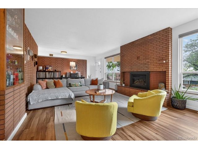10105 W 17th Pl, Lakewood, CO 80215