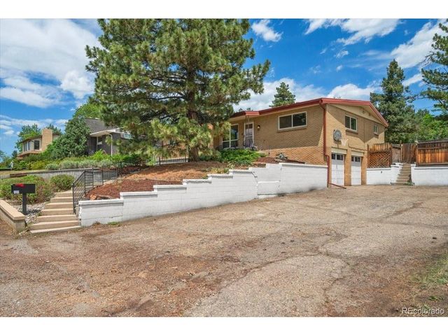 10105 W 17th Pl, Lakewood, CO 80215