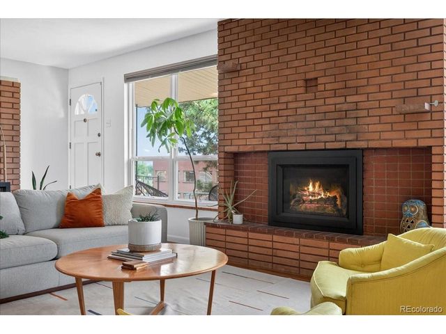 10105 W 17th Pl, Lakewood, CO 80215