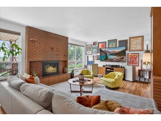 10105 W 17th Pl, Lakewood, CO 80215