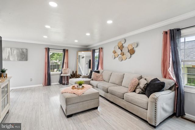 60 PINAFORE LN, Willingboro, NJ 08046