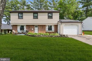 60 PINAFORE LN, Willingboro, NJ 08046