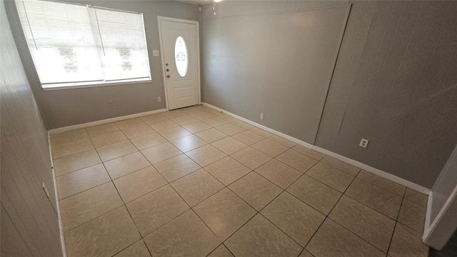 10806 Safeguard Street, Houston, TX 77047