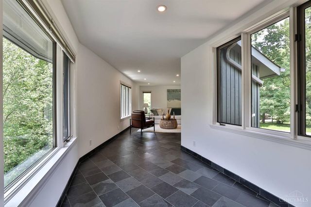 7716 Creekwood Lane, Amberley, OH 45237