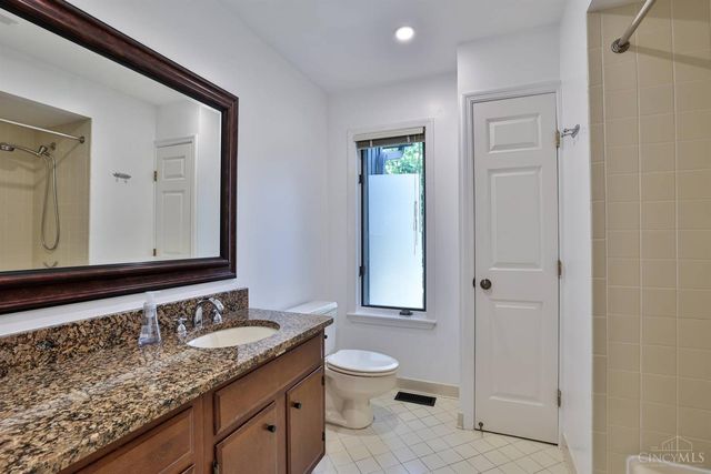 7716 Creekwood Lane, Amberley, OH 45237