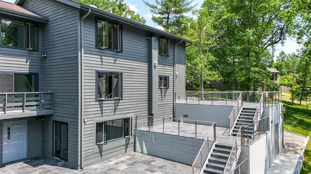 7716 Creekwood Lane, Amberley, OH 45237