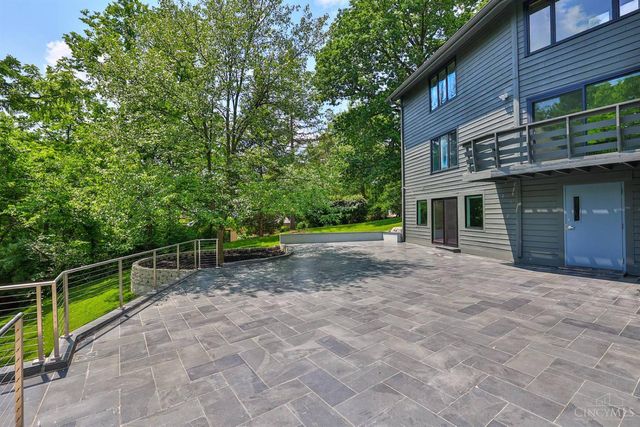 7716 Creekwood Lane, Amberley, OH 45237