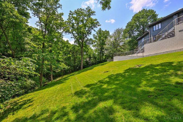 7716 Creekwood Lane, Amberley, OH 45237