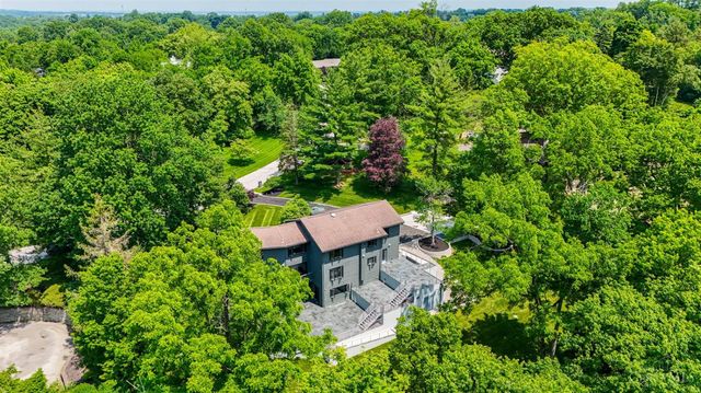 7716 Creekwood Lane, Amberley, OH 45237