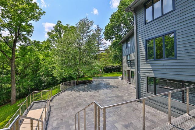 7716 Creekwood Lane, Amberley, OH 45237
