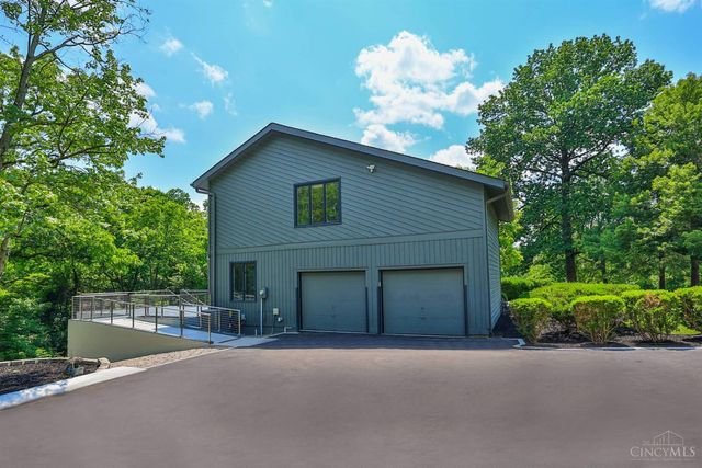 7716 Creekwood Lane, Amberley, OH 45237