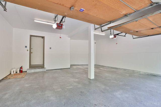 7716 Creekwood Lane, Amberley, OH 45237