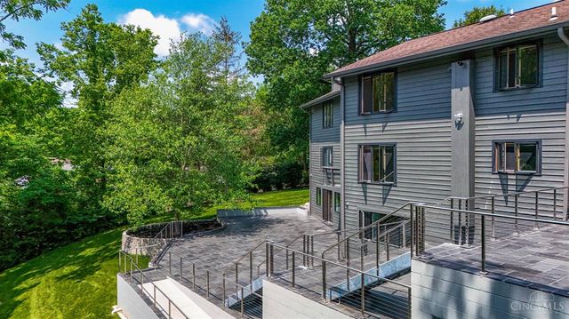 7716 Creekwood Lane, Amberley, OH 45237
