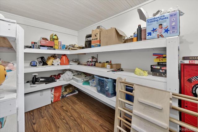 13520 N Fenton Road, Fenton Charter Township, MI 48430