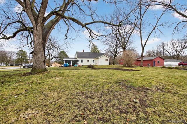 13520 N Fenton Road, Fenton Charter Township, MI 48430