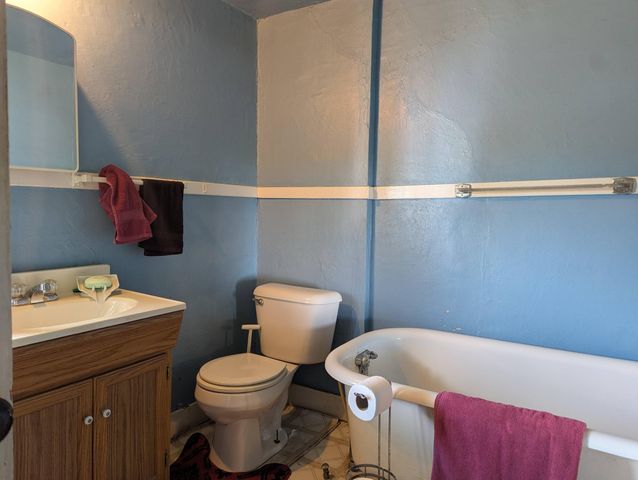 1815 Edwards, Springfield, OH 45503