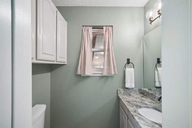 5839 E 78th Place, Tulsa, OK 74136