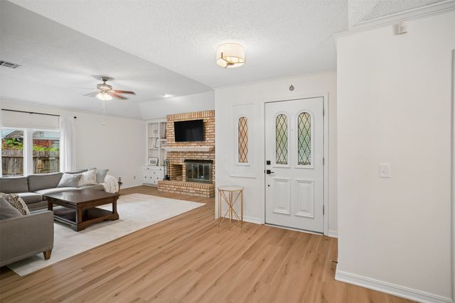 5839 E 78th Place, Tulsa, OK 74136