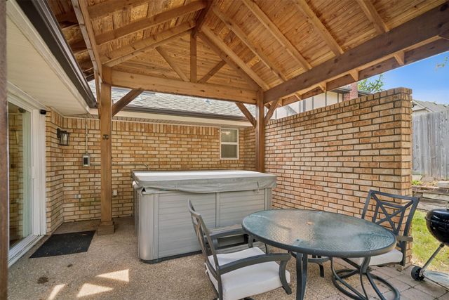 5839 E 78th Place, Tulsa, OK 74136