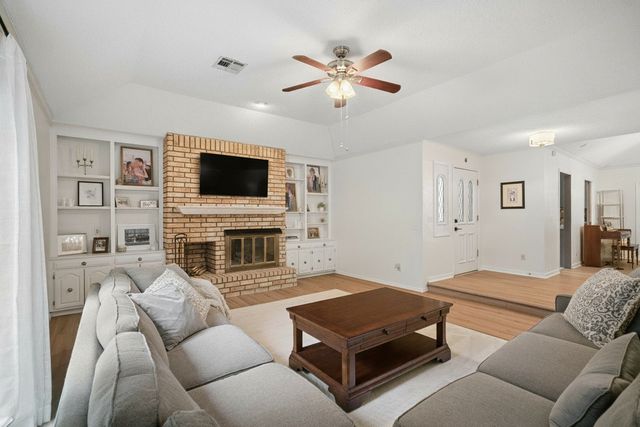 5839 E 78th Place, Tulsa, OK 74136