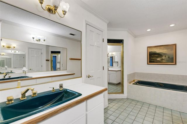 5905 MAGNOLIA LANE, Lakeland, FL 33810