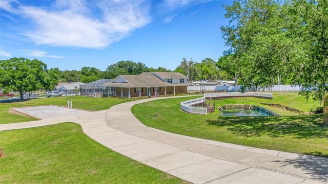 5905 MAGNOLIA LANE, Lakeland, FL 33810