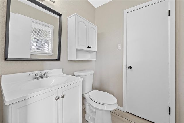 800 Chambers Street, Marlin, TX 76661