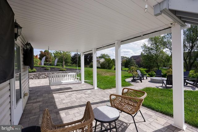 119 JULIA LN, Manheim, PA 17545