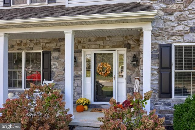 119 JULIA LN, Manheim, PA 17545