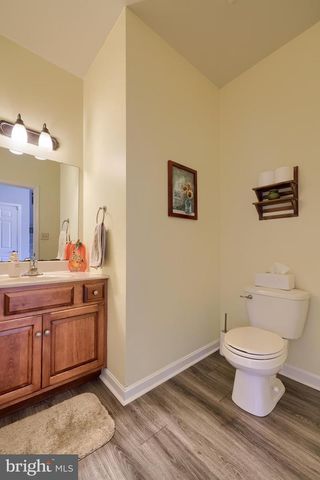 119 JULIA LN, Manheim, PA 17545