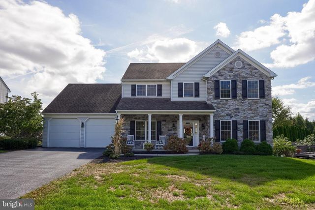 119 JULIA LN, Manheim, PA 17545