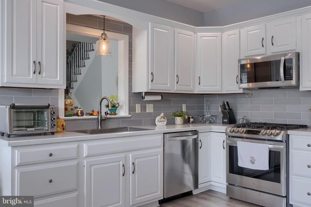 119 JULIA LN, Manheim, PA 17545