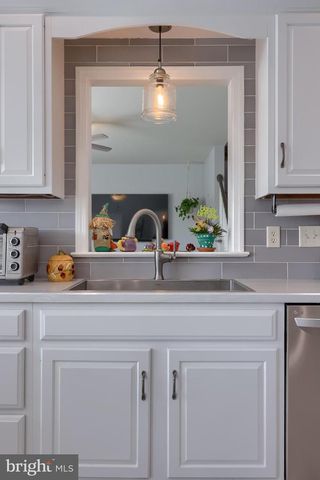 119 JULIA LN, Manheim, PA 17545